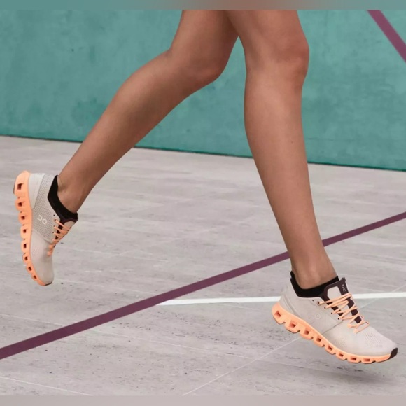 On Running Shoes - On Running Cloud X Women Sneakers